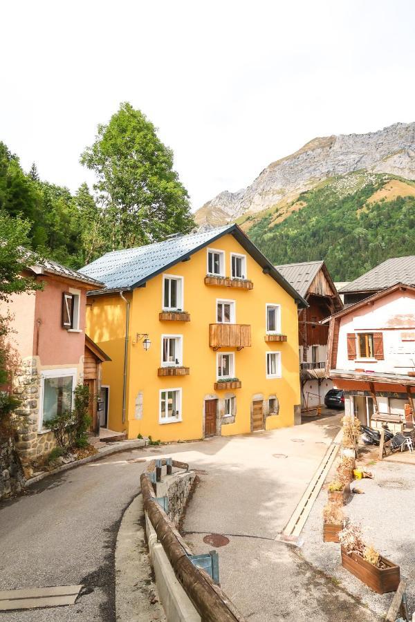Le Milan Royal - Montmin Exterior foto